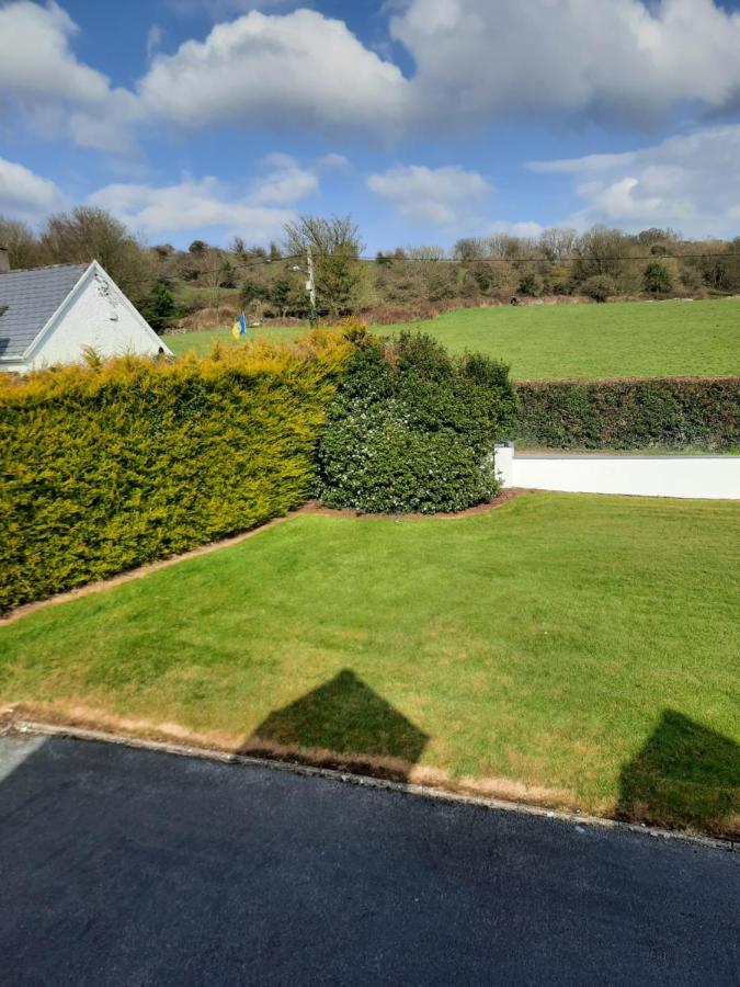 4 Bedroom, 15 Min To Limerick City Quiet Retreat. Esterno foto