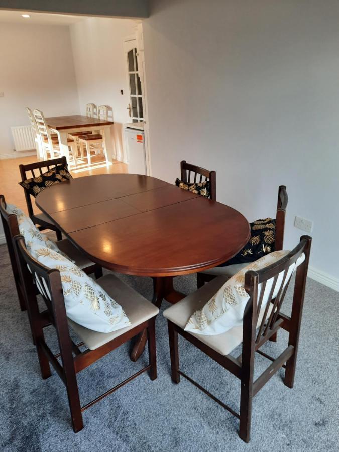 4 Bedroom, 15 Min To Limerick City Quiet Retreat. Esterno foto