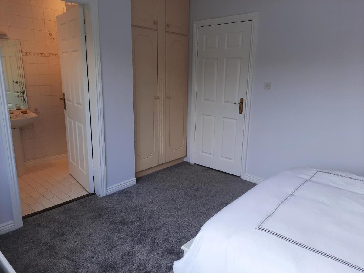 4 Bedroom, 15 Min To Limerick City Quiet Retreat. Esterno foto