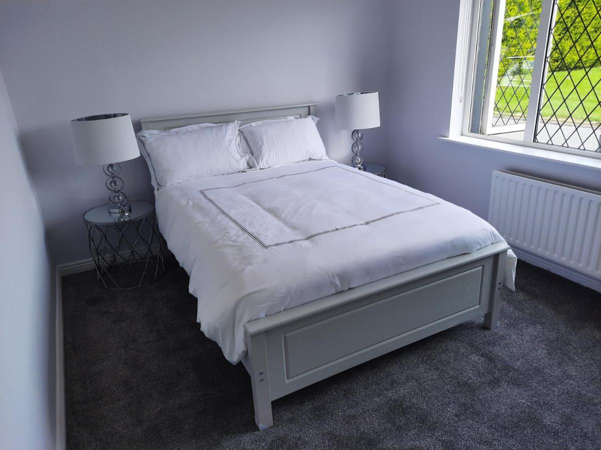 4 Bedroom, 15 Min To Limerick City Quiet Retreat. Esterno foto