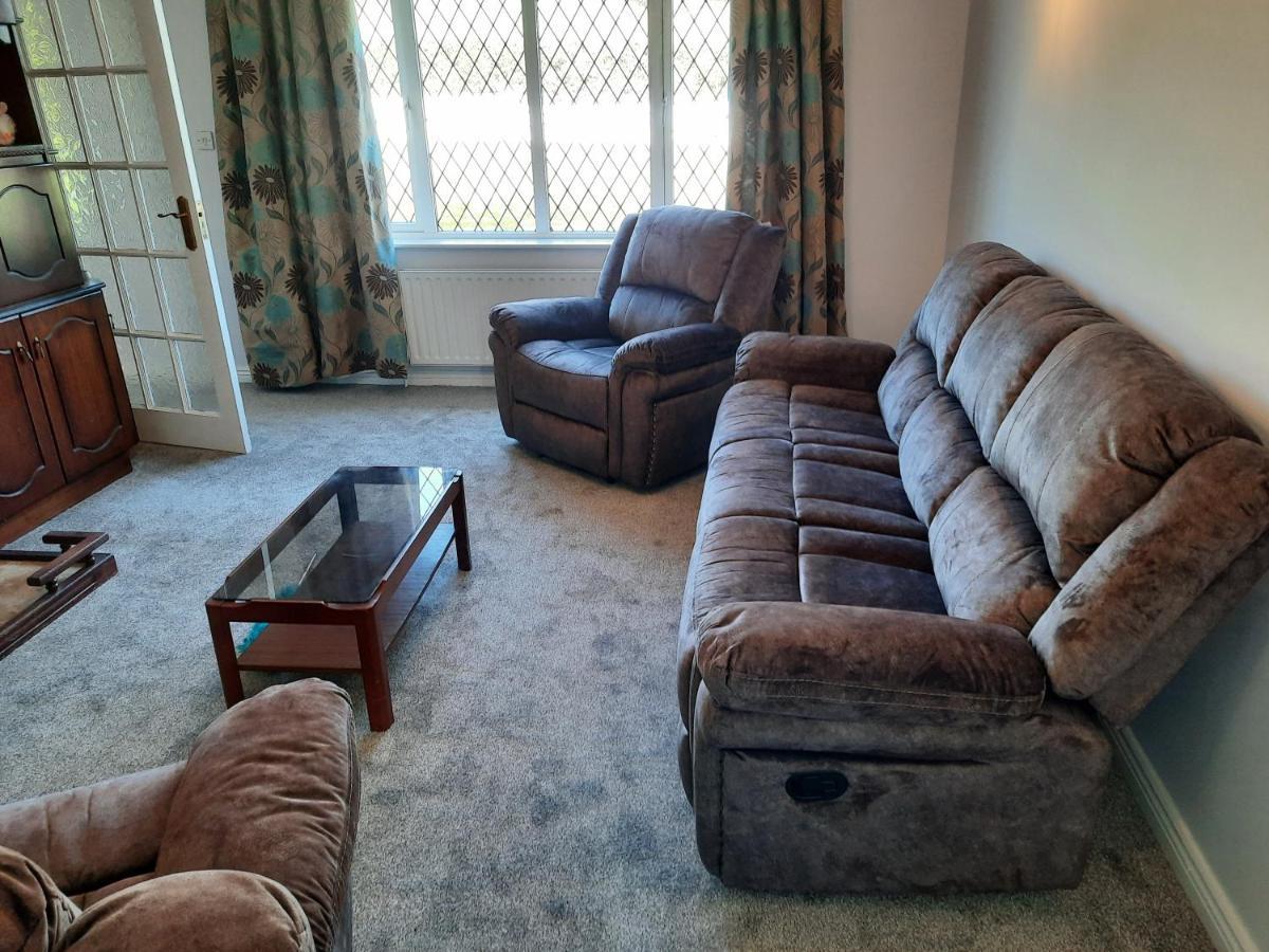 4 Bedroom, 15 Min To Limerick City Quiet Retreat. Esterno foto
